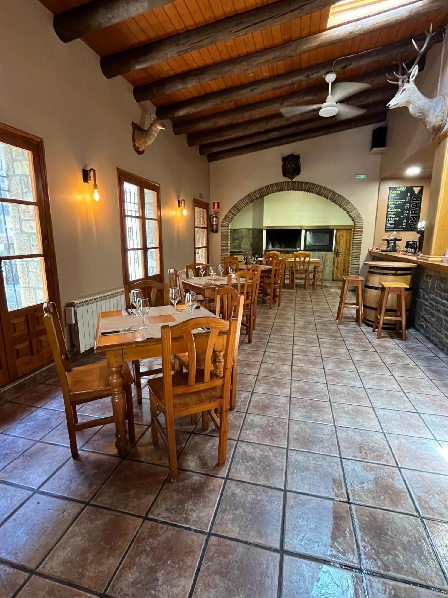 Posada Ostablaus Longas Buitenkant foto